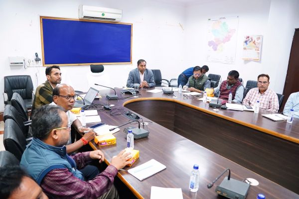 अपर कलेक्टर ने धान खरीदी की तैयारी के संबंध में ली बैठक ,46 धान खरीदी केन्द्रों में कर्मचारियों की गई व्यवस्था&nbsp;