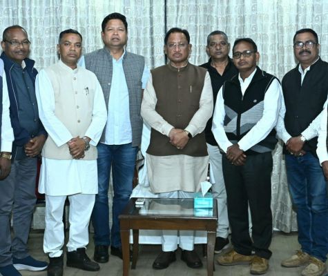 हल्बा-हल्बी समाज के प्रतिनिधिमण्डल ने मुख्यमंत्री से सौजन्य मुलाकात कर शक्ति दिवस एवं अमर क्रांतिकारी शहीद गेंद सिंह जी के 201वीं शहादत दिवस समारोह के लिए दिया आमंत्रण