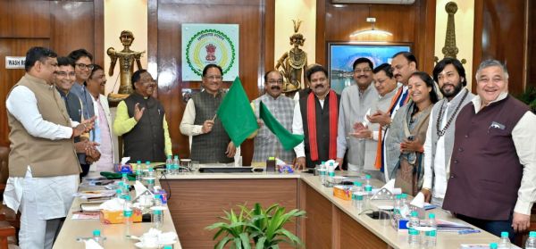 बस्तर और सरगुजा में परिवहन क्रांति, ग्रामीण बस योजना का विस्तार,ग्रामीण परिवहन को नई रफ्तार: मुख्यमंत्री श्री विष्णु देव साय ने किया योजना के द्वितीय चरण का शुभारंभ