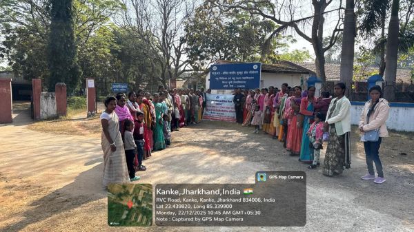 लखपति दीदी की दिशा में जशपुर की पशु सखियों का सशक्त कदम,&nbsp;बिहान मिशन के तहत 48 दीदियों का रांची व बिरसा कृषि विश्वविद्यालय में शैक्षणिक परिभ्रमण