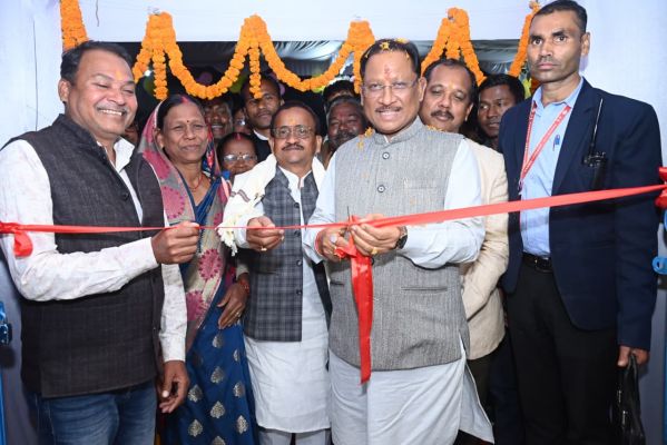 मुख्यमंत्री श्री विष्णुदेव साय ने फरसाबहार, कुनकुरी और मनोरा में पोषण पुनर्वास केंद्रों का किया शुभारंभ....