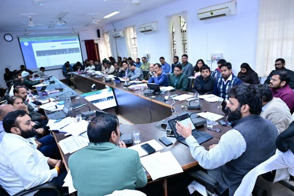 कलेक्टर ने गणतंत्र दिवस की तैयारी करने के दिए निर्देश,विकास कार्यों की उपलब्धियों पर आधारित झांकी तैयार करें&nbsp;