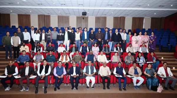 रणनीतिक संचार और एआई से जनसंपर्क को मिलेगा नया आयाम&nbsp;जनसंपर्क विभाग के अधिकारियों के लिए दो दिवसीय राज्य स्तरीय कौशल संवर्धन कार्यशाला का आयोजन