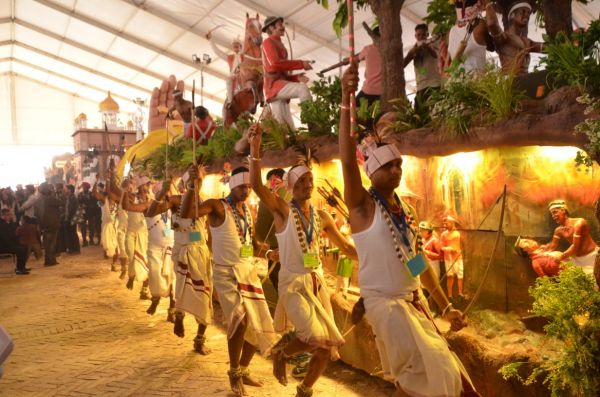 कर्तव्य पथ पर छत्तीसगढ़ की झांकी में जीवंत होगी जनजातीय वीरों की गाथा,,&lsquo;स्वतंत्रता का मंत्र &ndash; वंदे मातरम्&rsquo; थीम पर देश के पहले जनजातीय डिजिटल संग्रहालय का भव्य प्रदर्शन