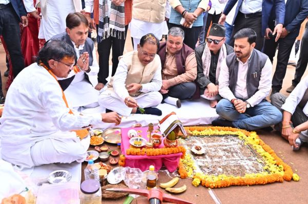 150 करोड़ की लागत से 100 एकड़ में बनेगी चित्रोत्पला फिल्म सिटी, छत्तीसगढ़ की रचनात्मक अर्थव्यवस्था को मिलेगी नई उड़ान : मुख्यमंत्री विष्णुदेव साय